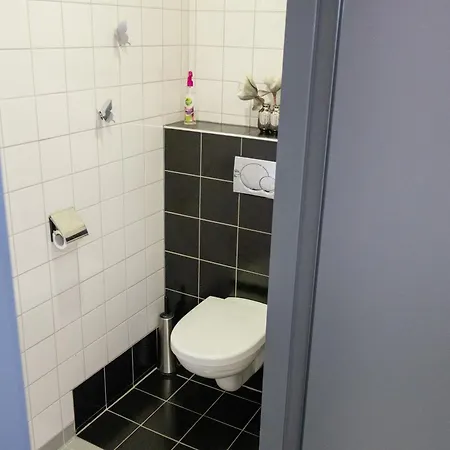 住宿加早餐酒店 Voormalige Gevangenis Cel Bij Gezond Aan Zee - Toegang Wellnesstuin Meerprijs