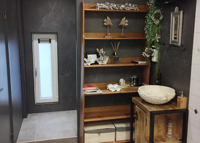 Oda ve Kahvaltı Voormalige Gevangenis Cel Bij Gezond Aan Zee - Toegang Wellnesstuin Meerprijs 3*